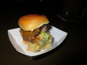 NY_Burger_Week_Guns_n_Roses_Appetite_For_Destruction_Burger_Beer_Dinner_050113__5493