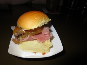 NY_Burger_Week_Guns_n_Roses_Appetite_For_Destruction_Burger_Beer_Dinner_050113__5494