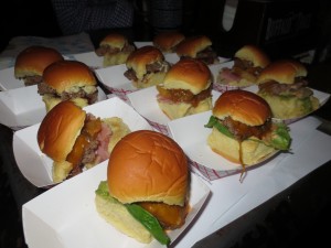 NY_Burger_Week_Guns_n_Roses_Appetite_For_Destruction_Burger_Beer_Dinner_050113__5496