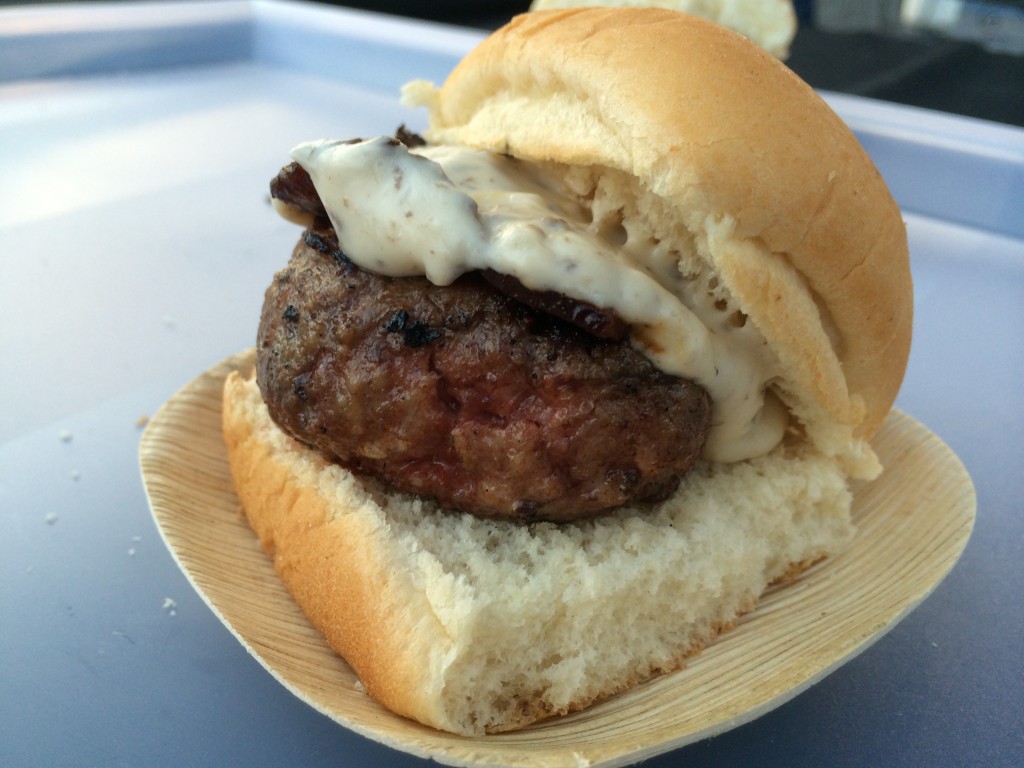 Burger_Beast_Burger_Brawl_Miami_Burger_Week_Burger_Conquest_Burger_Maker_Magic_City_050914_4852