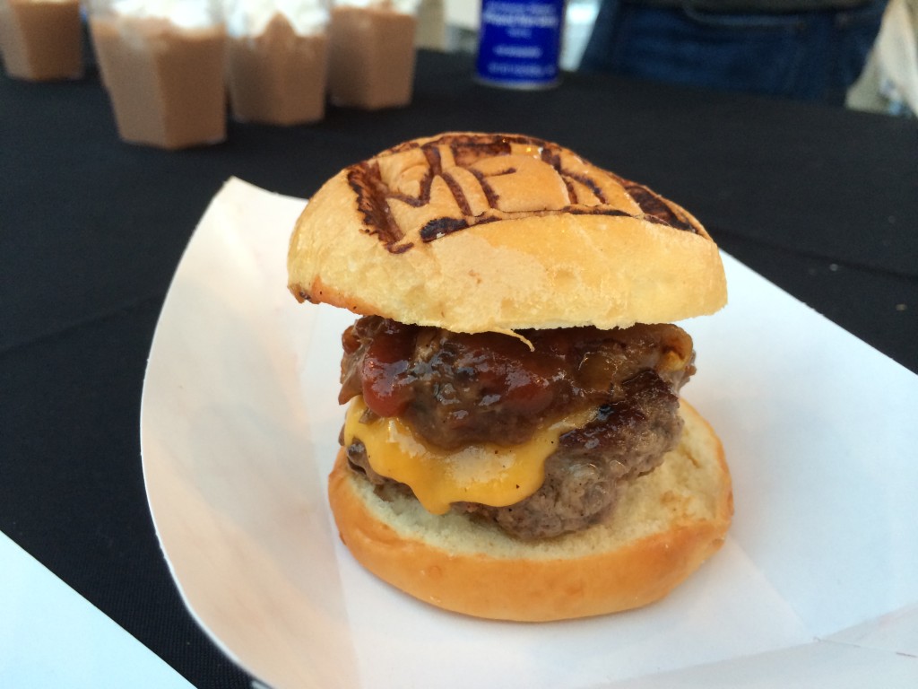Burger_Beast_Burger_Brawl_Miami_Burger_Week_Burger_Conquest_Burger_Maker_Magic_City_050914_4891