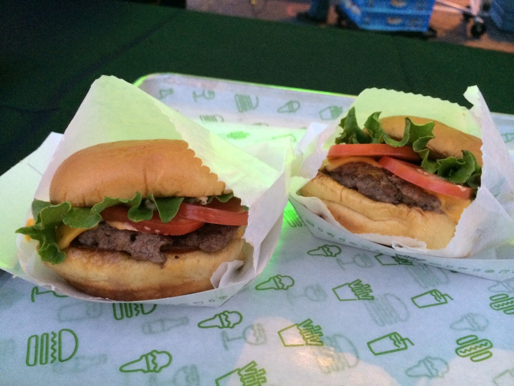 Burger_Beast_Burger_Brawl_Miami_Burger_Week_Burger_Conquest_Burger_Maker_Magic_City_050914_4919