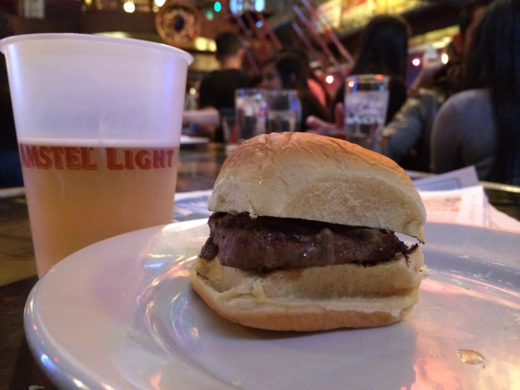 NY_The_Burger_Week_NYC_2014_Amstel_Light_Annual_Burger_Crawl_Autism_Speaks_050314_4302