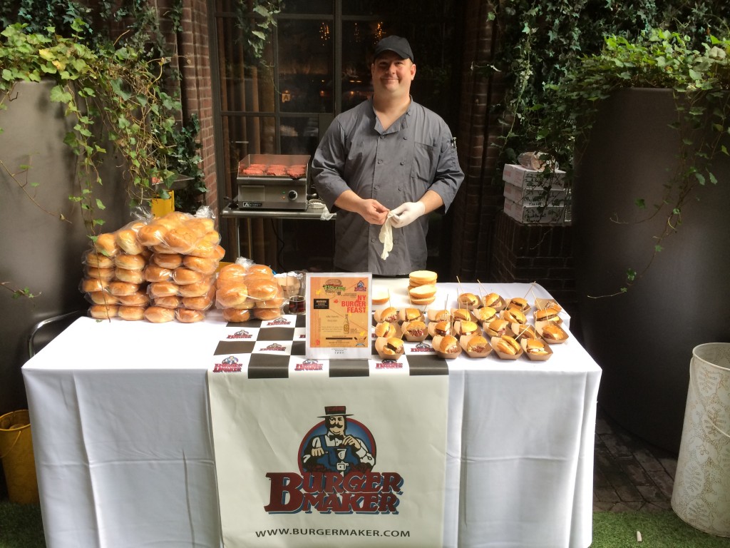 NY_The_Burger_Week_NYC_2014_Event_NY_Burger_Feast_Hudson_Hotel_Bash_NY_Burger_Feast_Burger_Maker_4090