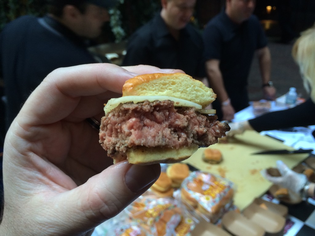 NY_The_Burger_Week_NYC_2014_Event_NY_Burger_Feast_Hudson_Hotel_Bash_NY_Burger_Feast_Burger_Maker_4131