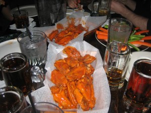 Wing_Off_7_NYC_Best_hot_wings_old_town_tavern_wogies_120708_016