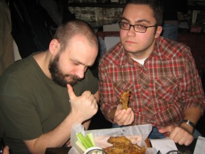 Wing_Off_7_NYC_Best_hot_wings_old_town_tavern_wogies_120708_020
