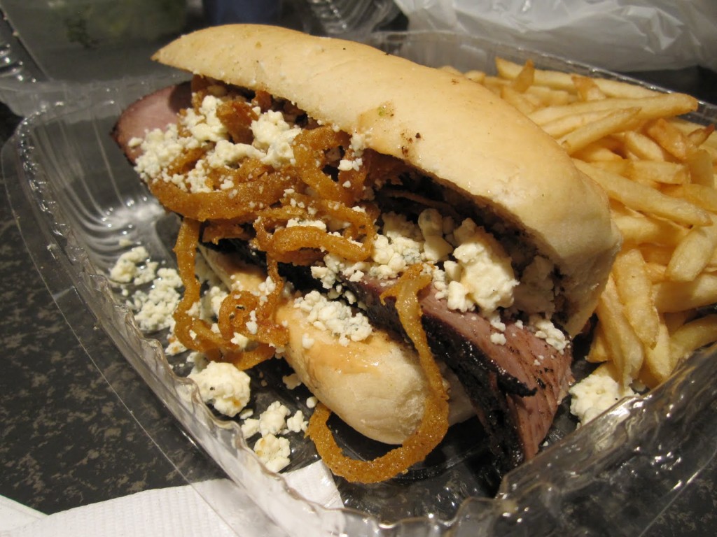 Tri_Tip_Grill_NYC_Review_Steak_Sandwich_Burger_Conquest_Rev_Best_Lunch_Midtown_ 051310_014 (29)