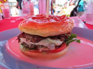 Friendlys_Build_the_Best_Burger_Contest_Massapequa_Long_Island_NY_060913_5748