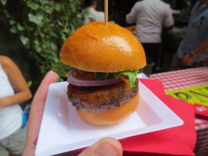 Amstel_Light_Battle_Of_The_Burger_Timeout_Tasting_Table_Richad_Blais_Hudson_Common_NYC_082113_6108