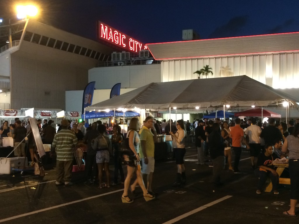 Burger_Beast_Burger_Brawl_Miami_Burger_Week_Burger_Conquest_Burger_Maker_Magic_City_050914_4943