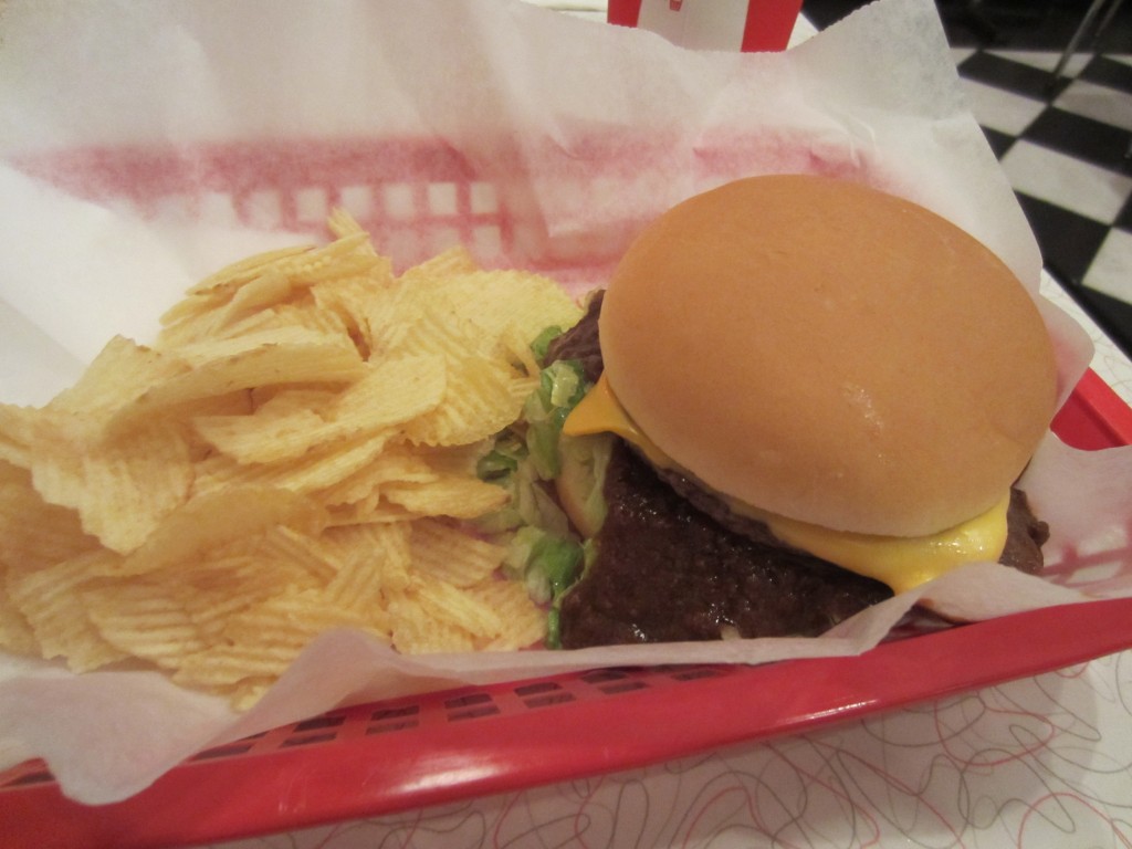 Bens_Chili_Bowl_Washington_DC_Burger_Conquest_Rev_vs_Business_Insider_Best_Burgers_America_IMG_0476