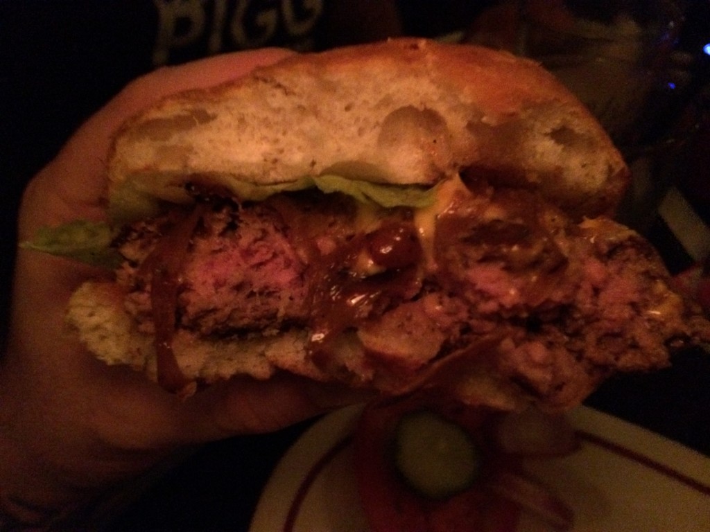 white_star_bar_burger_conquest_jersey_city_1362