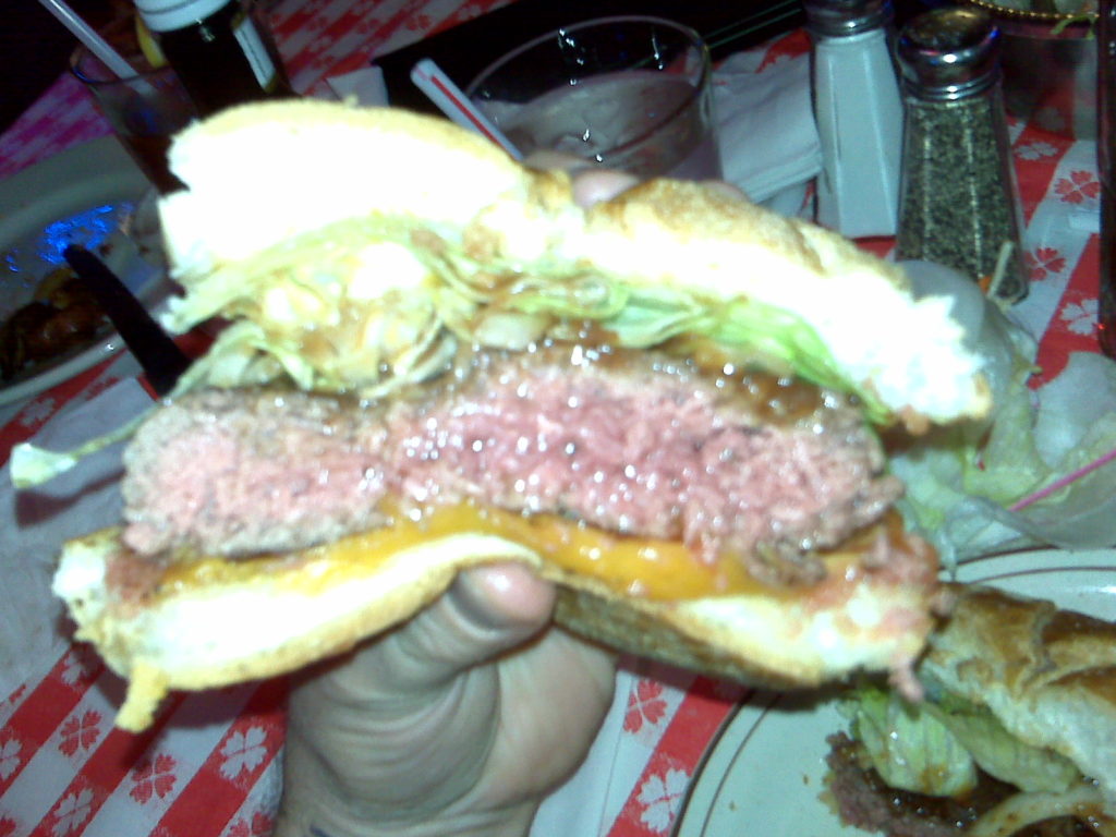 arthurs-steaks-hoboken-burger-conquest-101608